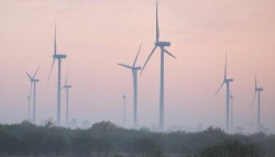 60 gmin ma rozterkę z farmami wiatrowymi 